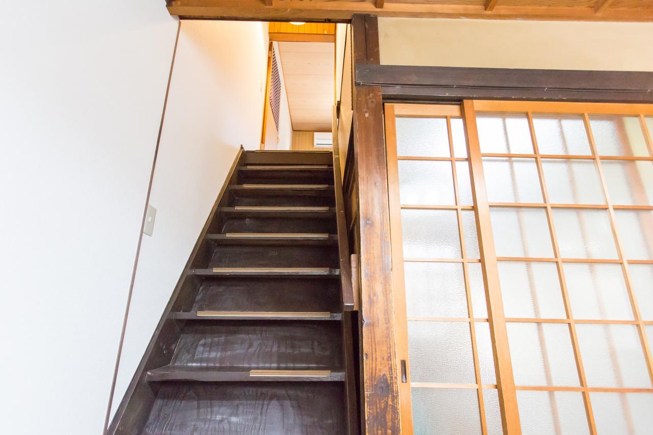 City Center 200 Years Old Traditional House Next To 2 Train Lines Kyoto Exterior photo